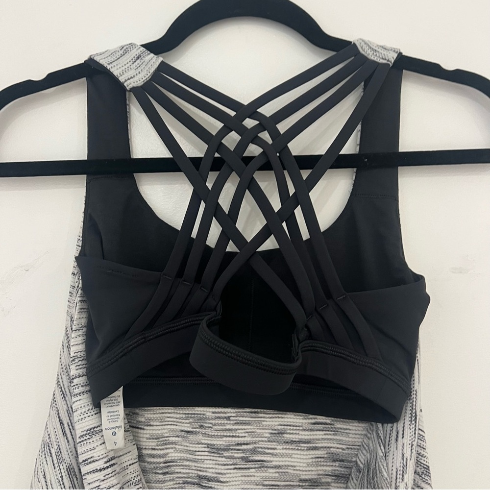 NWOT Lululemon Built in Bra Top - Picture 4 of 9